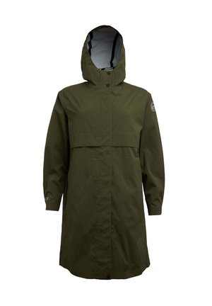 Chaqueta de lluvia verde oliva con capucha, cierre de presión en el frente y mangas largas. Cuenta con un bolsillo en el pecho y un detalle del logo en la manga.