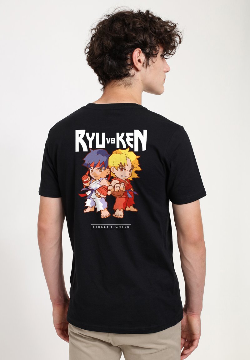 Henry Tiger STREET FIGHTER RYU VS KEN - Triko s potiskem - black