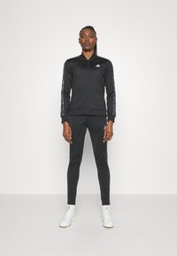 adidas Sportswear - ESSENTIALS 3-STRIPES  - Tracksuit - black   multicolor Thumbnail Image 1