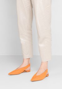Topshop Ballerinaskor med slingback - orange