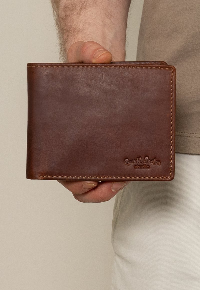 Gusti Leder PAWEL RFID - Wallet - braun