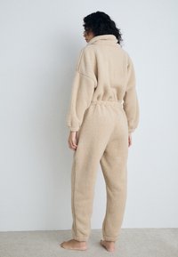 Hunkemöller ONESIE TEDDY ZIP UP - Pyjama - tan