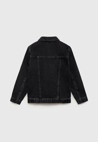 Musta farkkutakki, jossa on klassinen kaulus, pitkät hihat ja jäsennelty muotoilu takakaarrokkeella ja helman yksityiskohdilla. Rakenteinen kangas.