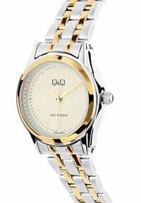 Q&Q horloge met een goudkleurige bezel, crème wijzerplaat, een zilveren en gouden roestvrijstalen band, en waterbestendige functie.