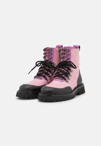 ASRA Šněrovací kotníkové boty - pink