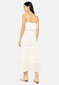 LolaLiza Robe de jour - optical white