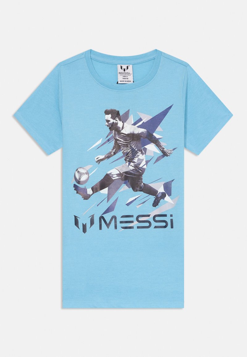 Helles blaues Baumwoll-T-Shirt mit einem Grafik eines sich bewegenden Fußballspielers und dem Text "MESSI" in fetten schwarzen Buchstaben.