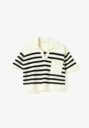 Fehér, rövid ujjú galléros póló fekete vízszintes csíkokkal és elülső mellzsebbel.