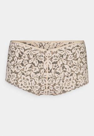 Lace boyshort ondergoed in nude met bloemenpatronen, golvende randen en een gladde tailleband. Heeft doorschijnende stof en verfijnde details.