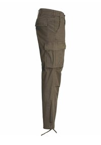 Pantaloni cargo din bumbac verde oliv, cu mai multe buzunare laterale, picior tapered, manșete cu șnur și cusături întărite pentru durabilitate.