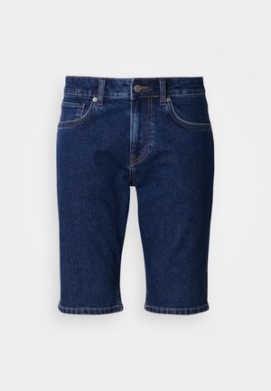 Donkere blauwe denim shorts met een rechte snit, opgerolde zoom en vijfzakkenontwerp. Voorzien van een knoopsluiting en contrasterende stiknaden.