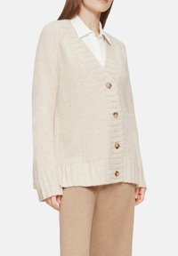 s.Oliver Strickjacke - beige