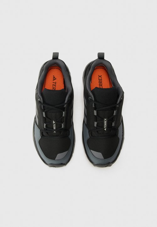 adidas AX4R UNISEX - Hiking shoes - black/grey — photo 4