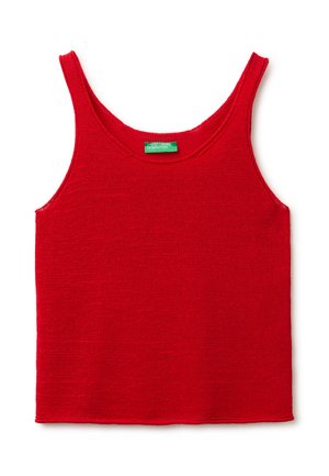 Top rosso lavorato a maglia senza maniche con scollo a barchetta e un'etichetta verde con la scritta "United Colors of Benetton" all'interno del collo.