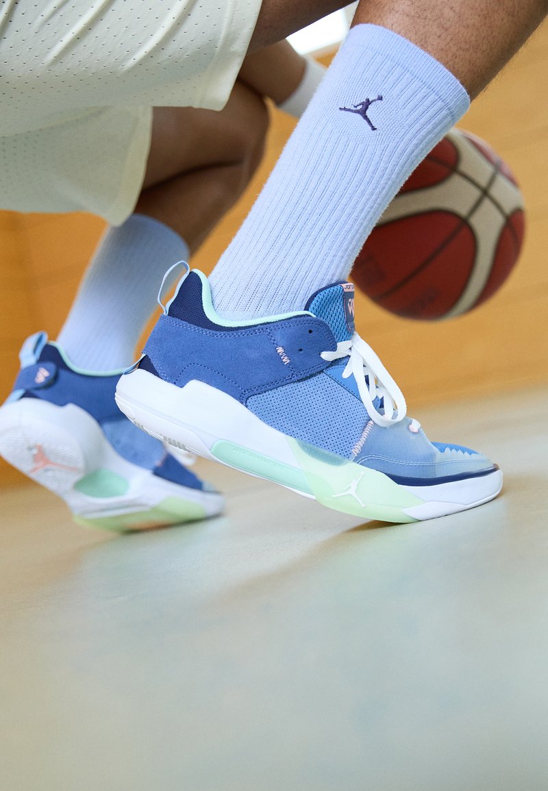 Jordan JORDAN ONE TAKE 5 - Krepšinio batai - stone blue mystic navy midnight navy
