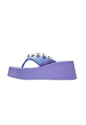 Koi Footwear DAYDREAMERS FLATFORM THONG - Sandalai su T formos dirželiu - lilac