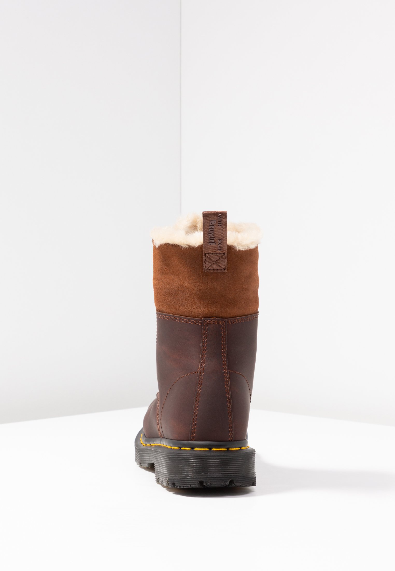dr martens kolbert brown