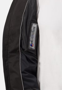 CASH-MERE CASH-MERE PADDED JACKET MIT KAPUZE - Zimní bunda - schwarz