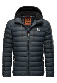 Námořnická pufrová bunda s kapucí, prošívaná textura, elastické manžety a zapínání na zip. Obsahuje značkové akcenty a nastavitelné šňůrky.