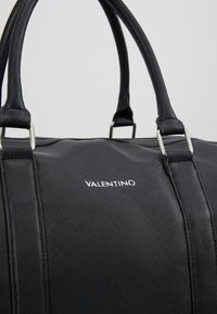 Valentino Bags FILIPPO - Weekendbag - nero/svart - Zalando.se