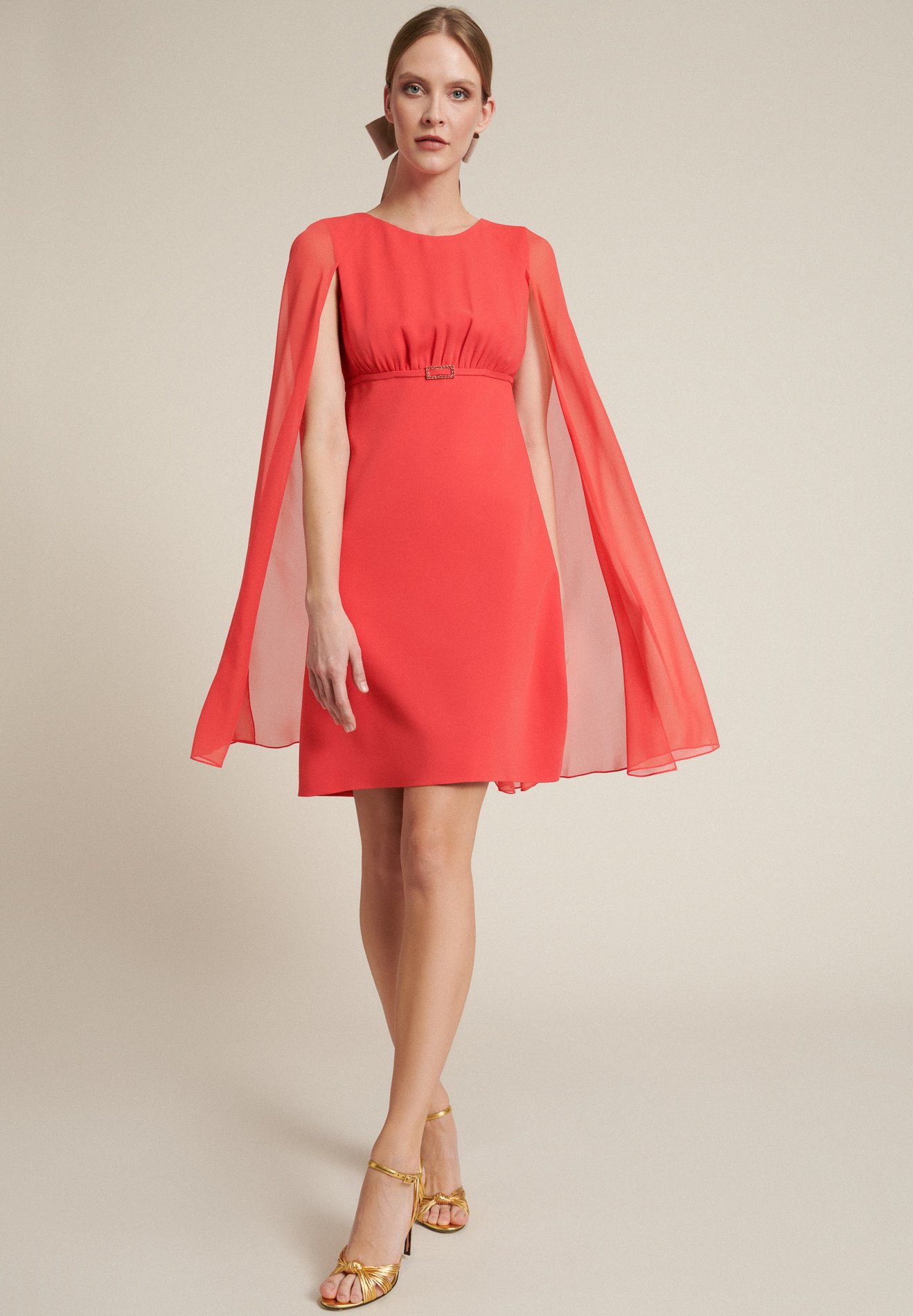 abito corallo