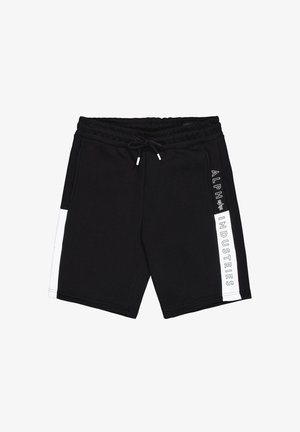 Zwarte katoenen shorts met een elastische tailleband en trekkoord. Witte accenten aan de zijkanten, waarop het logo "ALPHA INDUSTRIES" in vetgedrukte letters staat.