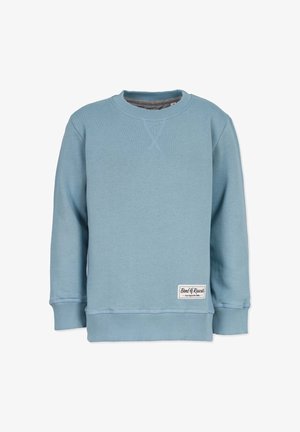 Felpa girocollo azzurro chiaro con polsini e orlo a coste, con una piccola etichetta rettangolare "Band of Rascals" vicino all'orlo inferiore.