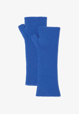 Un paio di guanti senza dita a coste blu brillante, progettati per garantire calore e destrezza, con un'apertura per il pollice.