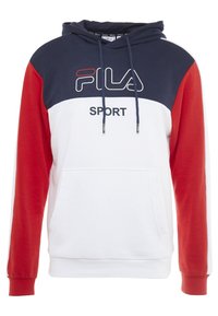 Sudadera con capucha que presenta mangas rojas y hombros azul marino, cuerpo blanco con el logo "FILA SPORT", bolsillo frontal y cierre con cordón.