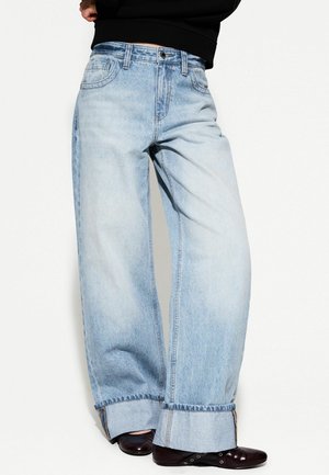 Straight leg jeans - light blue