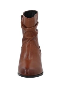 Botte cheville en cuir marron au design décontracté, texture lisse, bout arrondi et détail zippé sur le côté.