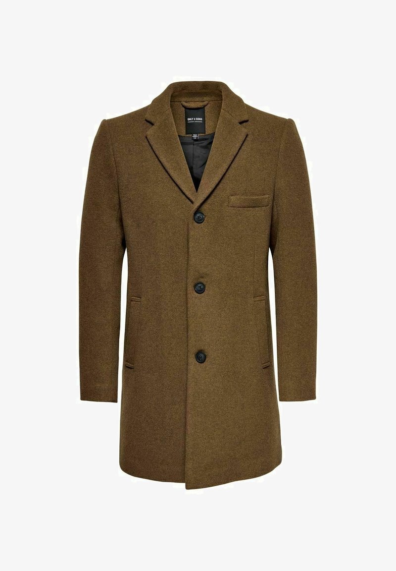 Manteau homme marron en mélange de laine, croisé simple, avec col cranté, trois boutons noirs et poches passepoilées, col déboutonné laissant apparaître la doublure noire.