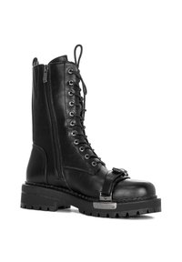 Czarne skórzane wysokie kozaki z przodem na sznurówki, bocznym zamkiem, solidną gumową podeszwą i metalowym akcentem na palcach.