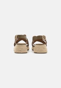 ONLY SHOES ONLMINERVA - Platåsandaletter - brown/yellow