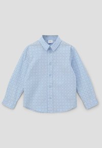 Helle blaue Langarmbluse mit einem Punktkragen, versehen mit kleinen dunkelblauen Mustern und einer Knopfleiste. Hergestellt aus einem glatten Stoff.