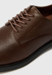 Tommy Hilfiger VOGUE LTH - Klassiset nauhakengät - legacy brown
