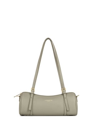 Sac à bandoulière cylindrique en cuir gris avec bandoulières réglables et ferrures dorées, logo Lancaster Paris à l'avant.