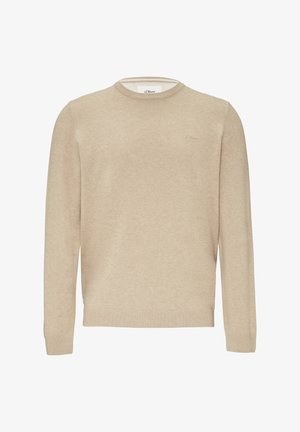 Beiger Strickpullover mit rundem Ausschnitt, langen Ärmeln und gerippten Bündchen. Weiche Textur und dezentes Markenlogo auf der Brust.