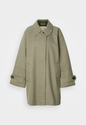 Płaszcz w deseń pepitki w kolorze zielonym i beżowym, z kołnierzem, dużymi kieszeniami i mankietami na guziki. Wykonany z fakturowanej tkaniny.
