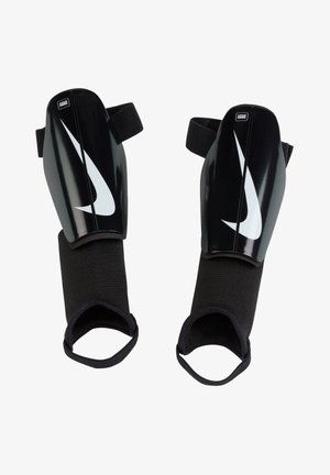 NIKE CHARGE - Shin pads - black/black/white