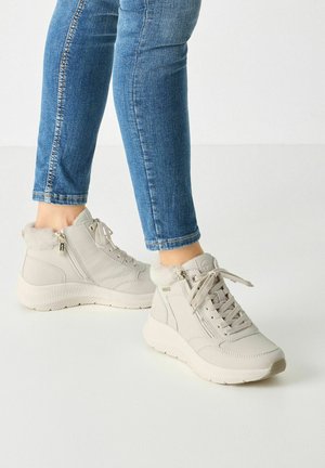 Winter boots - ivory