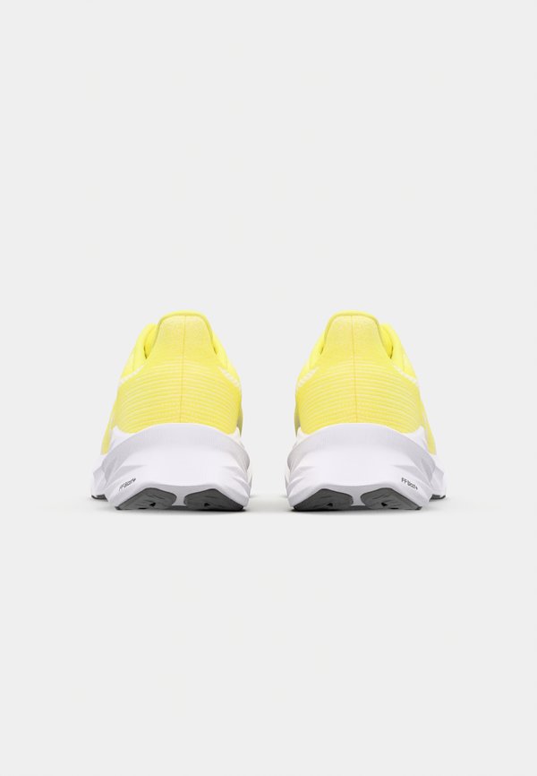 DYNABLAST 5 - Road running shoes3