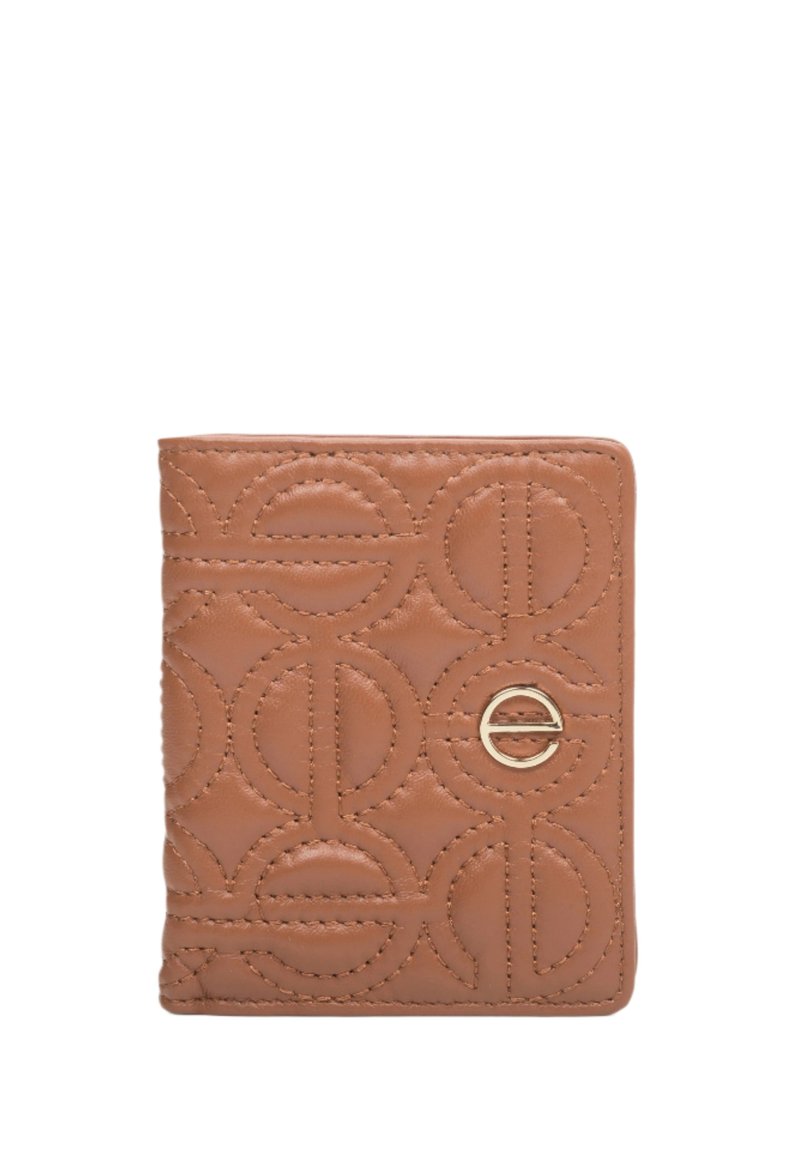 Brązowy skórzany portfel z wytłoczonym okrągłym wzorem i złotymi akcentami. Charakteryzuje się kompaktowym designem z przeszyciami.