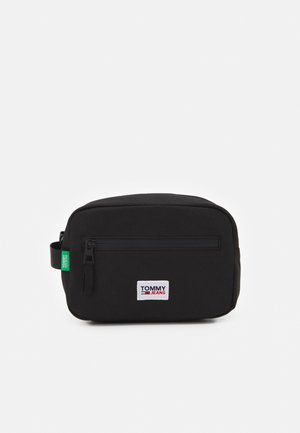 URBAN ESSENTIALS WASHBAG UNISEX - Wash bag - black
