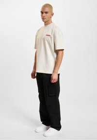 Rocawear WEST - T-shirts med print - white