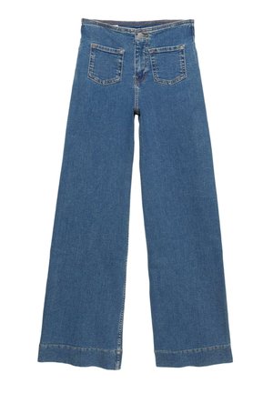 Blaue Denim-Breitbeinjeans mit Vorderknopf und Reißverschluss, zwei Vordertaschen und sichtbaren Nähten auf einem weißen Hintergrund.