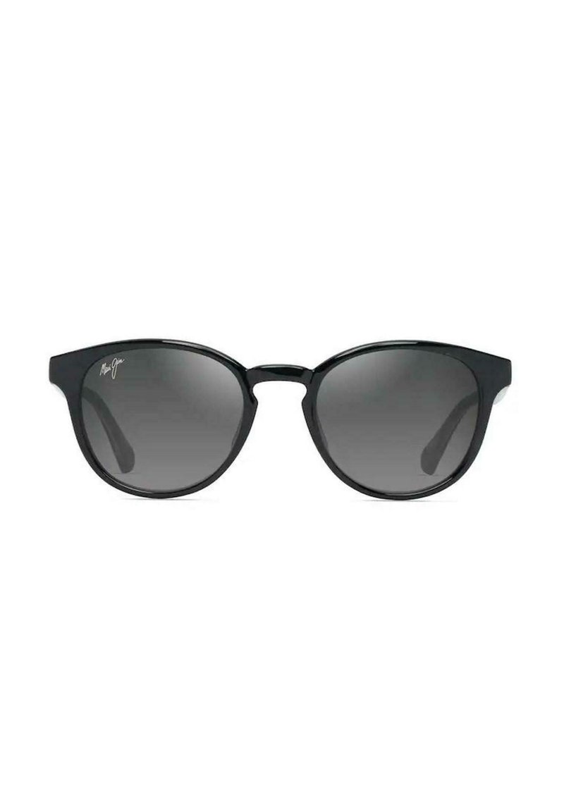 Gafas de sol negras con forma de ojo de gato, lentes oscuros y montura de plástico brillante que presenta un logo sutil en el lente izquierdo.