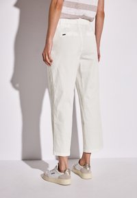 Street One Trousers - weiß