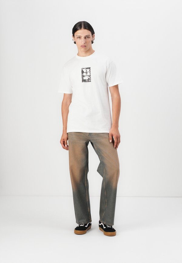 METABLAST UNISEX - Print T-shirt2