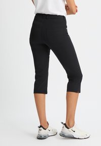 Röhnisch Pantalón 3/4 de deporte - black